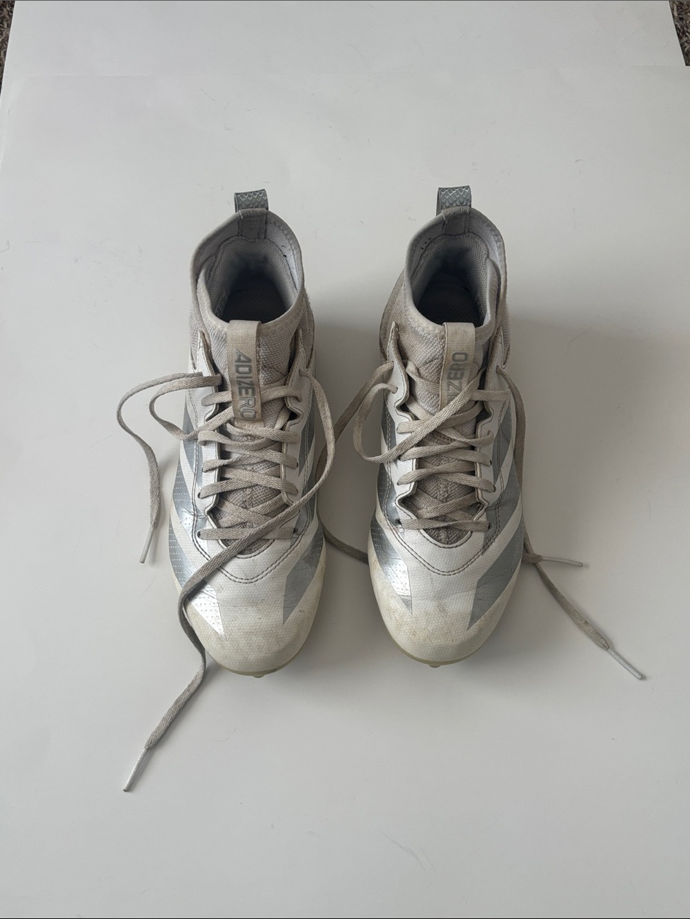 Men’s football Adidas Silver/Gray Athletic Shoes size 7